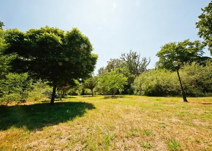 Campsite Domaine La Faix, La Cigogne *